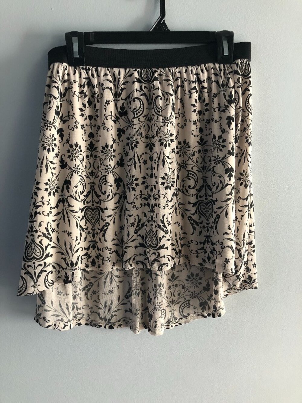 g21 Black and White Skirt